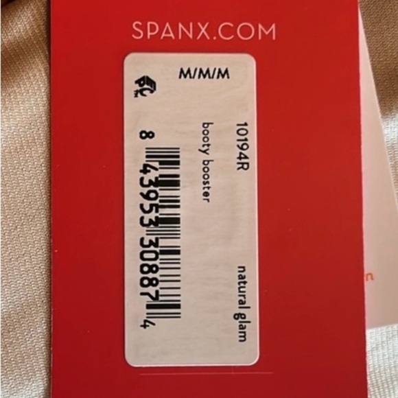 NWT SPANX BOOTY BOOST  W REMOVABLE PADS - Picture 2 of 9